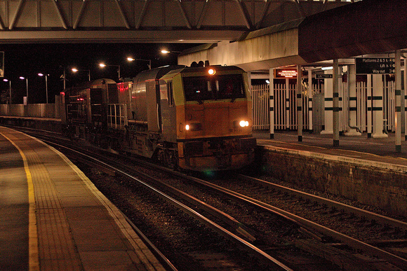 071214-1832-98967-98917-341N-Dorking-Stn